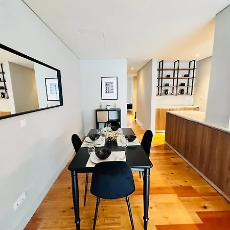 The Eca De Queiroz House - No Cv D - One-bedroom Apartment